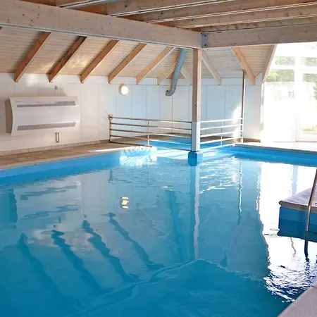 Elenor - 1-1km From The Sea By Interhome *