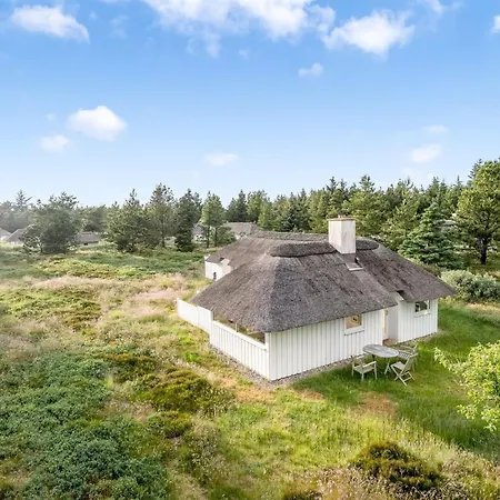Holiday home Elenor - 1-1km From The Sea By Interhome *